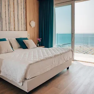 https://hotel-galassia.hotelslidodijesolo.com
